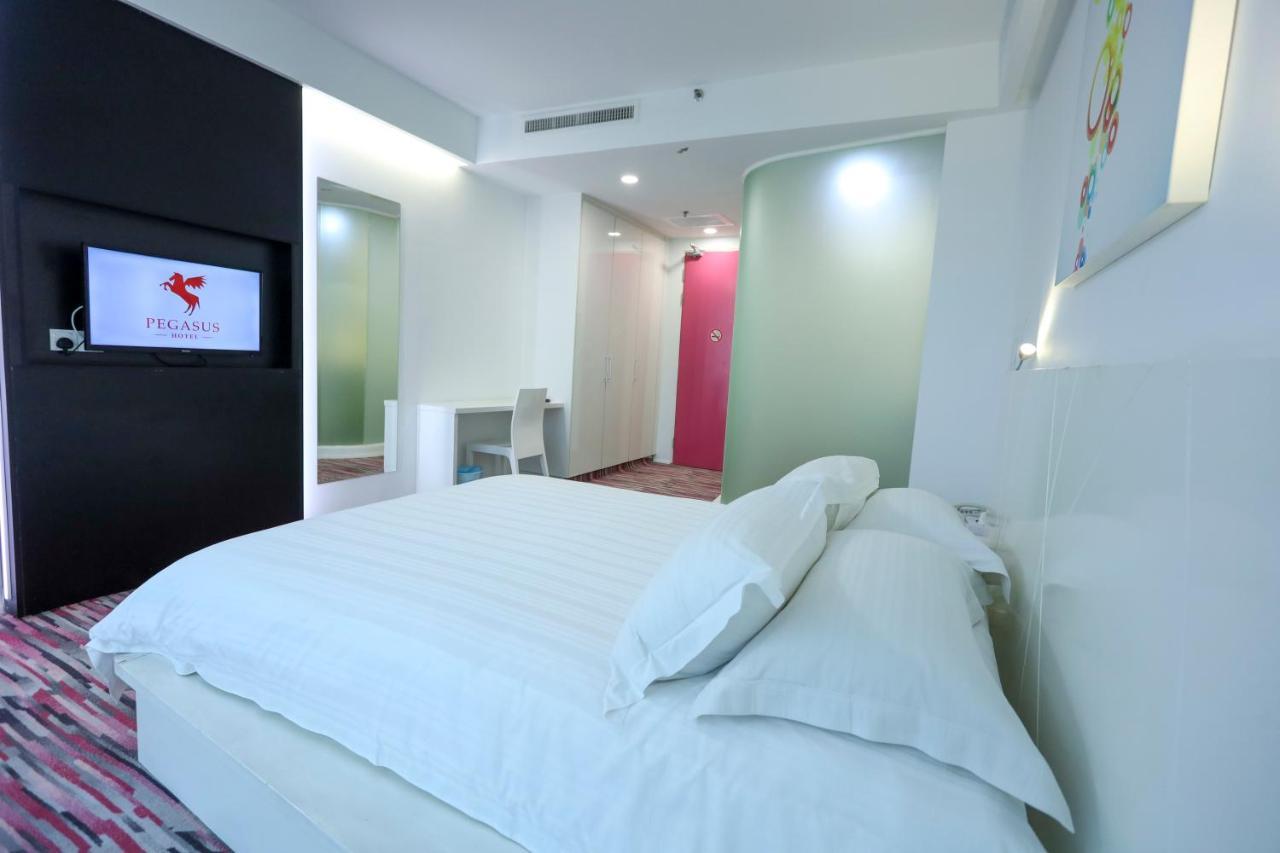 Pegasus Hotel Shah Alam Buitenkant foto