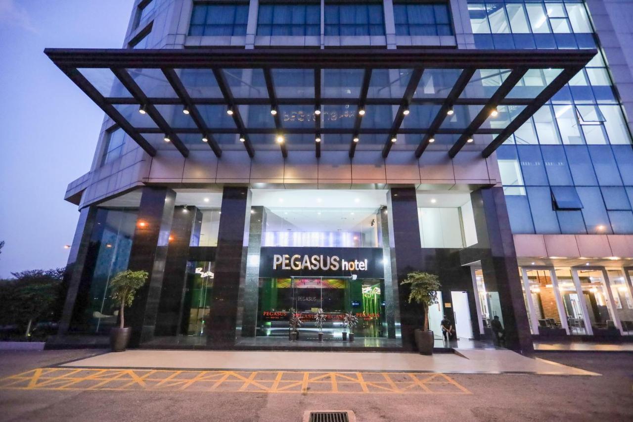 Pegasus Hotel Shah Alam Buitenkant foto
